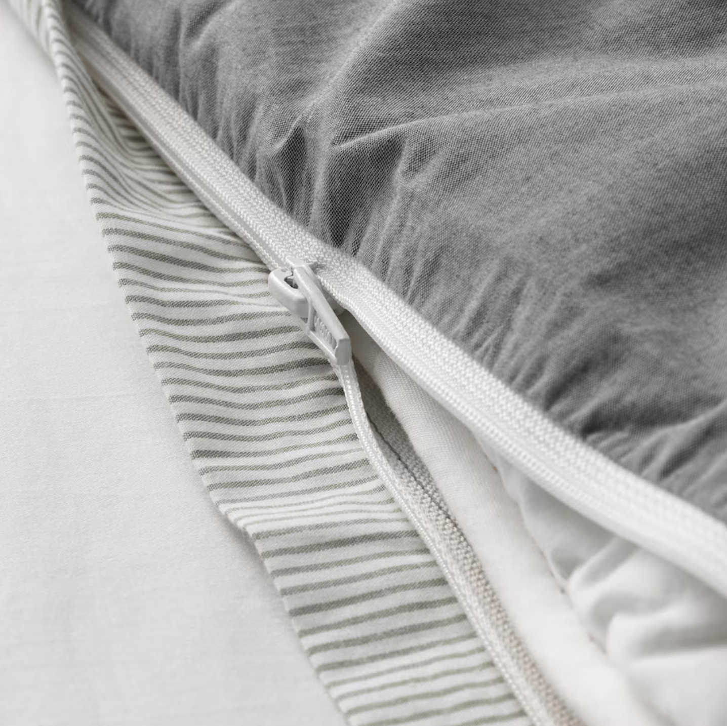 BLAVINDA Duvet cover and 2 pillowcases, grey, 240x220/50x80 cm