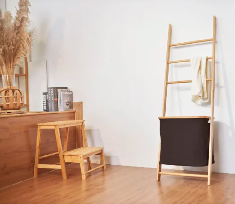 BAMBOO Laundry Ladder with removable hamper - Black
