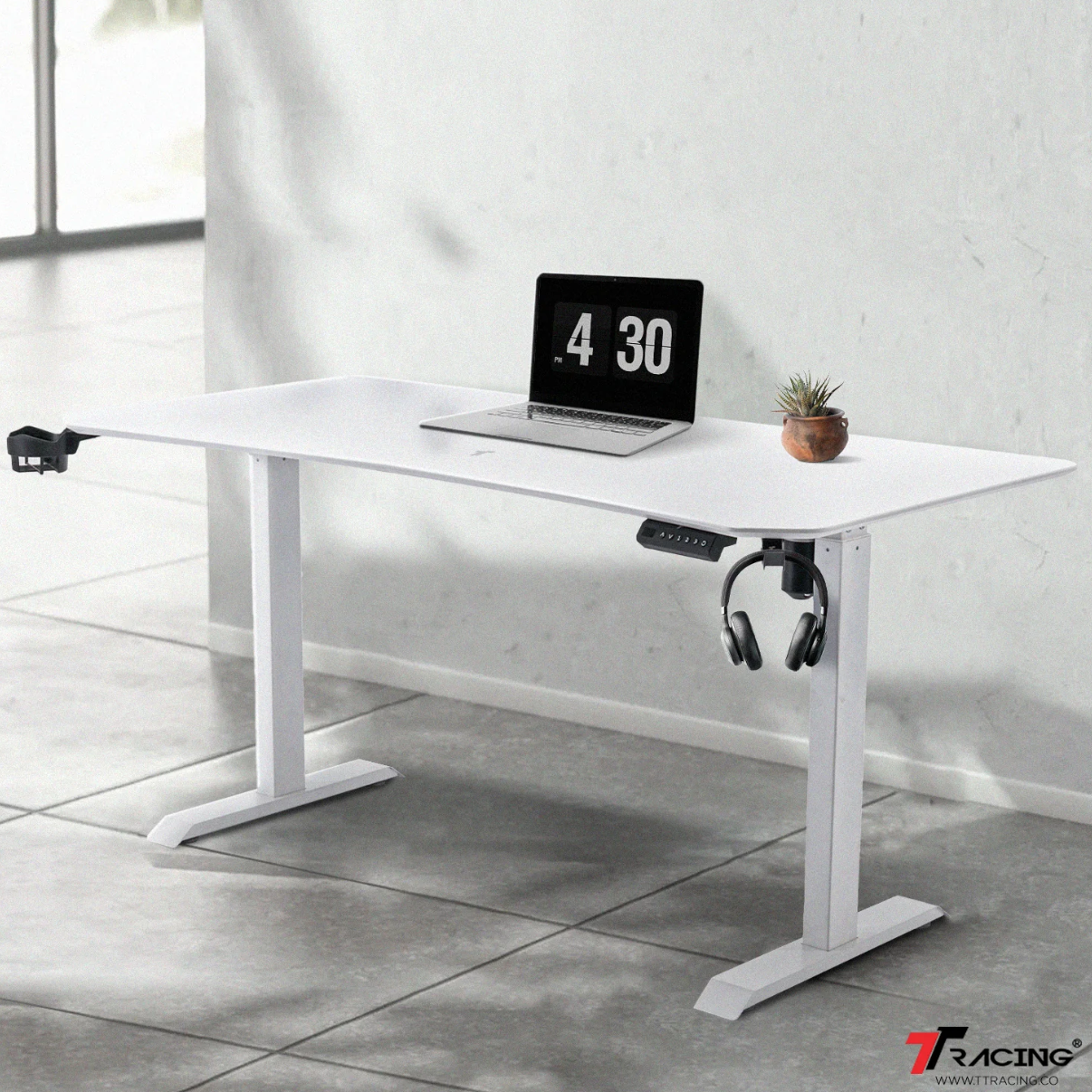 TTRACING Titus Smart Desk