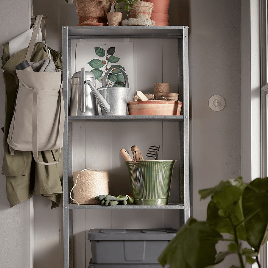hyllis-shelving-unit-in-outdoor