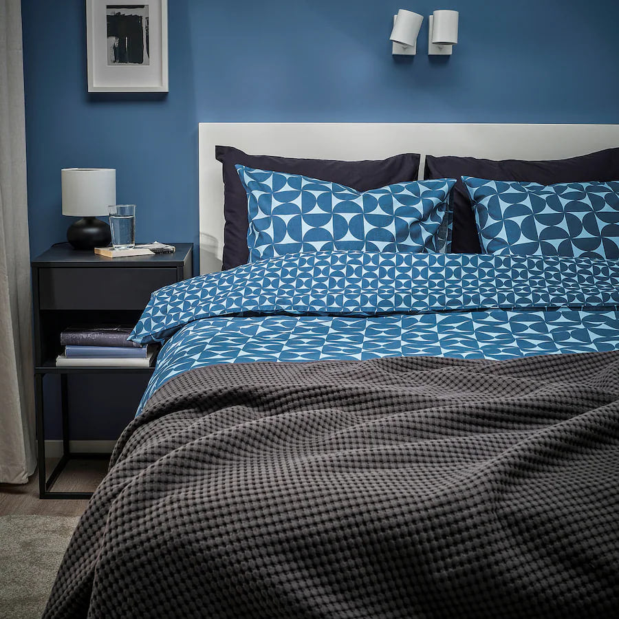 ANGSNEJLIKA Duvet cover and 2 pillowcases, dark blue/light blue, 200x200/50x80 cm